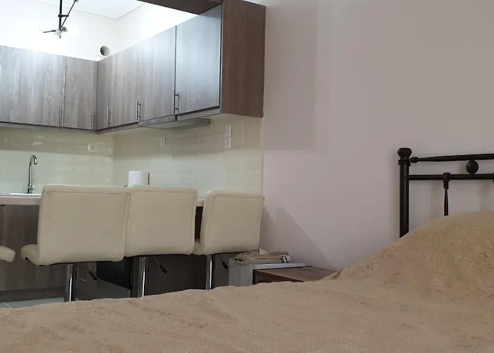 Loutraki Vibes Apartments 2